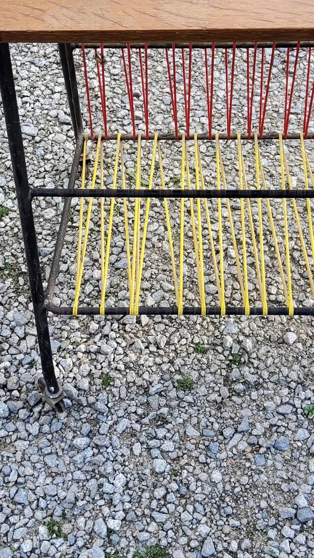 Vintage Side Table In Golden Blond Oak, Black Metal Base And Red And Yellow Scoubidous 12 Vintage Side Table In Golden Blond Oak, Black Metal Base And Red And Yellow Scoubidous - Image 12