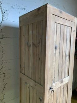 Brut 1-door Wooden Wardrobe -Bookcases Sales 66cfecd9 3397 4cc1 8a25 ed4e7dbd7bb9