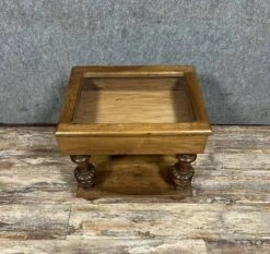 Renaissance Style Display Case In Solid Walnut Circa 1850 -Bookcases Sales 6978e5bc 04b5 4628 a2da 2f84dc33df83