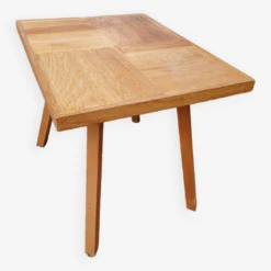 Small Old Side Table -Bookcases Sales 69fdd674 4adb 48a3 8aad 656c42665d8d