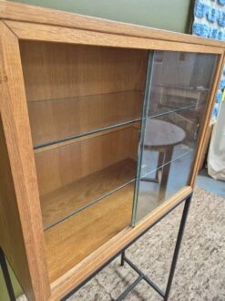 Renovated Showcase 15 Renovated Showcase -Bookcases Sales 6b7eaf64 6d8d 4032 87c4 52658ba6d8ca