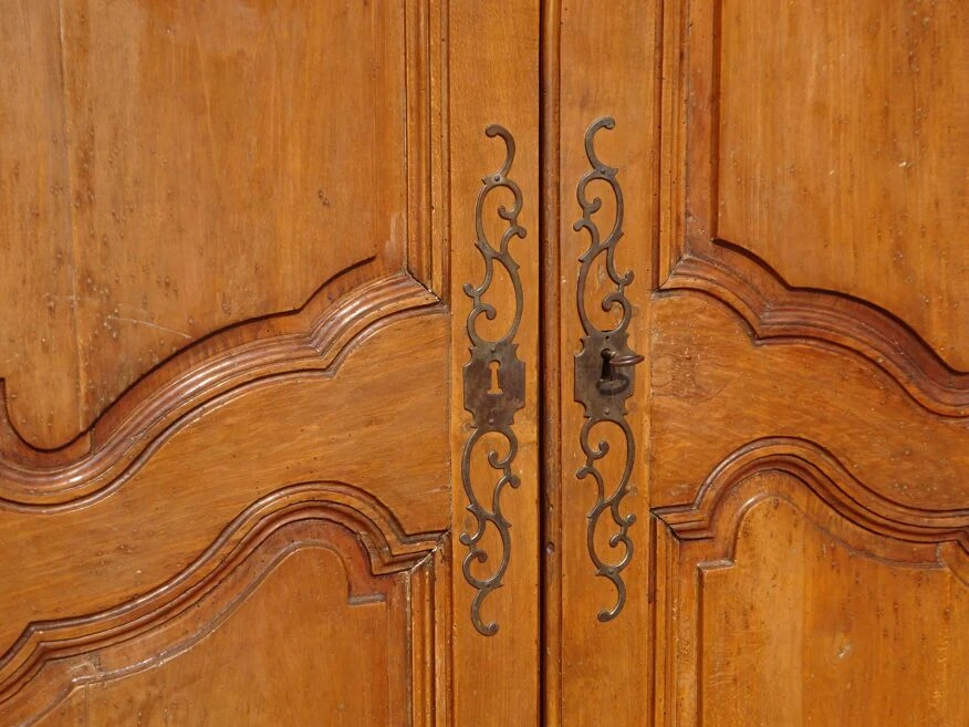 Light Wooden Cupboard, Very Old 6 Light Wooden Cupboard, Very Old - Image 6