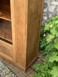 Parisian Art Deco Glass Cabinet In Raw Wood 1930 -Bookcases Sales 6cf3ce96 f022 4b5a b027 e2f5ea96a8e6