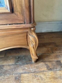 Antique Louis XV Style Mirror Cabinet In Solid Walnut -Bookcases Sales 6d168e73 7aae 4e74 840d 25bae0e726f4