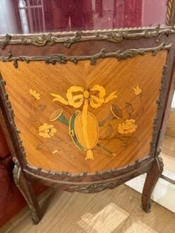 Corner Showcase In Veneer Wood With Musical Instrument Marquetry -Bookcases Sales 6d1b7a77 0c57 4ff4 b752 4f58056e2351