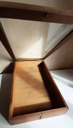 Old Sloping Fir Display Case -Bookcases Sales 6d96e3b2 d494 4f25 a29d ddafd2682924