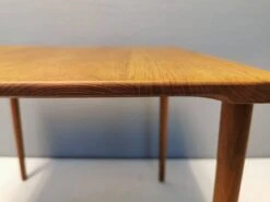 Side Table In Solid Teak With Removable Legs. Model FD544, By Edvard Kindt-Larsen For France And Son -Bookcases Sales 707bcfd3 5c78 4fdb bd6a cdcec64e9a22