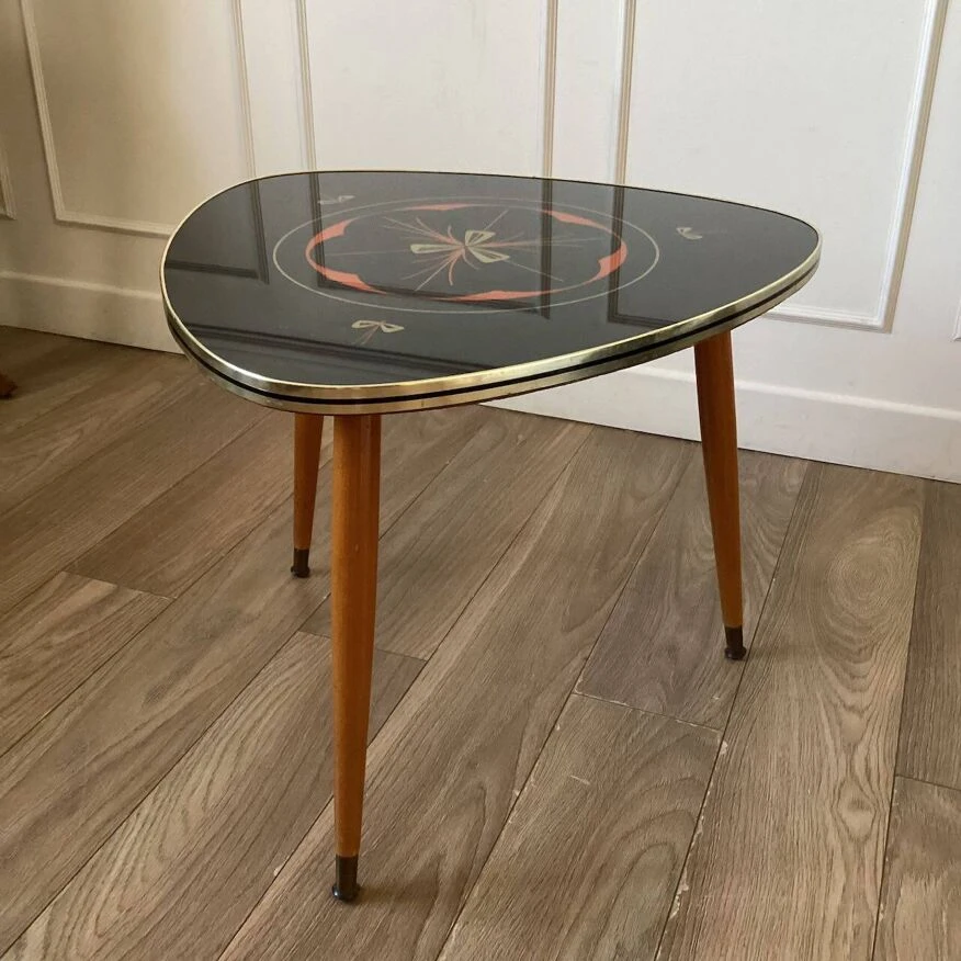 Vintage Pedestal Table 13 Vintage Pedestal Table - Image 13