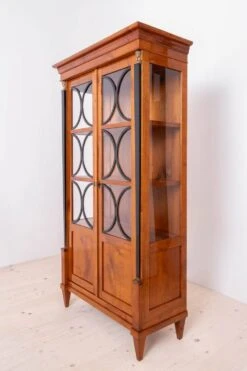 Biedermeier Cherry Wood Display Cabinet, Brass Details, Germany, 19th Century -Bookcases Sales 725dcec8 d481 42bd 802f c47fc7b1b7c3