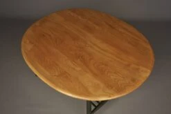 Table Basse Par Lucian Ercolani Pour Ercol, Années 1950 -Bookcases Sales 735c23e1 28fc 4aff 832c 4b5a104ab14c