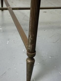 Round Coffee Table In Brass And Smoked Glass -Bookcases Sales 74783e85 f715 4cc4 94f7 baa70763df68