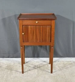 Small Mahogany Living Room Table, Louis XVI Period – Late 18th Century -Bookcases Sales 748a0d2f 343e 4c00 9dd5 16794011ce06