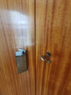 Vintage Cabinet André Monpoix -Bookcases Sales 75ab6eb9 201e 4352 9a13 a9807d148871