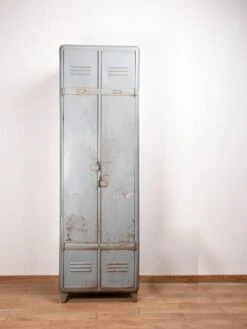 Industrial Locker Room -Bookcases Sales 7a70d5c0 4885 4695 a13d a2eefc3efecf