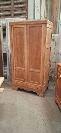 Old Wardrobe -Bookcases Sales 7be62fda e737 4de4 866b 1367df4c25fa