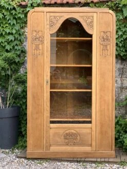 Parisian Art Deco Glass Cabinet In Raw Wood 1930 -Bookcases Sales 7efef66c 82c4 431d 8702 1d1098386337