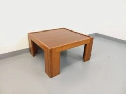 Vintage Italian Square Coffee Table By Afra And Tobia Scarpa For Cassina In Walnut From The 60s 70s 18 Vintage Italian Square Coffee Table By Afra And Tobia Scarpa For Cassina In Walnut From The 60s 70s -Bookcases Sales 806e605e 02d0 47e8 a7ed 116c319eca4c