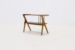 Sculptural Two Tone Teak And Blonde Oak Side Table 1960s -Bookcases Sales 8149812e 3ee8 4dcd b766 3ea6bd7ff091