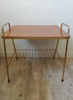 Bolster At The End Of The Sofa -Bookcases Sales 81cda405 bc6c 4d5c 84bb 4b3b728ebb61