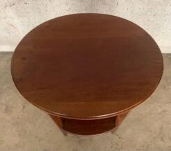 Mahogany Side Table -Bookcases Sales 8208ebd3 b8db 41aa 9dfd 44028c0949f4