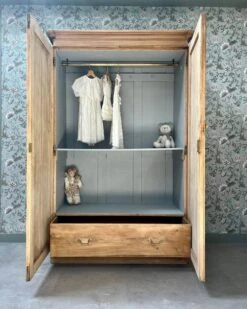 Renovated Wardrobe 22 Renovated Wardrobe -Bookcases Sales 8315d6a6 23ef 41b2 b4f3 7b9f9afb23a1