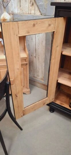 Old Display Cabinet On Legs -Bookcases Sales 8417ab06 1dae 4764 a523 711d9f9dd047