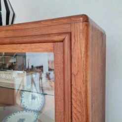 50s Mustache Feet Display Cabinet -Bookcases Sales 8464a6c4 55ce 4979 adad 108c2c7fe5ee