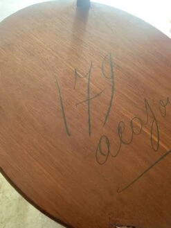 Mahogany Side Table -Bookcases Sales 854625f6 6ae7 4418 9ed2 406dad256d1d