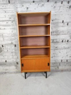 Bookcase/vintage Display Case -Bookcases Sales 8651b08a f1c2 4735 8453 fe75cf9bd466