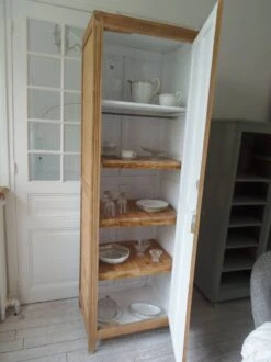 Wardrobe, Vintage Parisian Dresser Has Been Completely Sanded And Waxed. -Bookcases Sales 867ed4b6 0608 4019 ab03 2790aeae6092