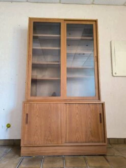 Hundevad Scandinavian Display Bookcase -Bookcases Sales 86e0ef58 1237 476b 9e4e 2229cf010d99