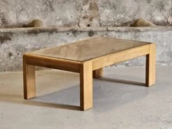 Designer Coffee Table 1970-1980 In Kois Elm And Glass -Bookcases Sales 8ae86ea6 5bd9 4c42 b3e5 98894dd87d46