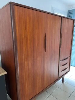 Teak Dressing Room 22 Teak Dressing Room -Bookcases Sales 8dc4e64c 31ab 4e89 9739 8129d13838f0