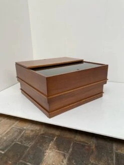 Coffee Table Square -Bookcases Sales 8dd50b9f 7eff 4091 b461 b6387344350c