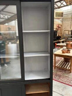 Museum Display Case Early 20th Century -Bookcases Sales 8dff65fd feb3 4686 9703 87e2232f1d2b