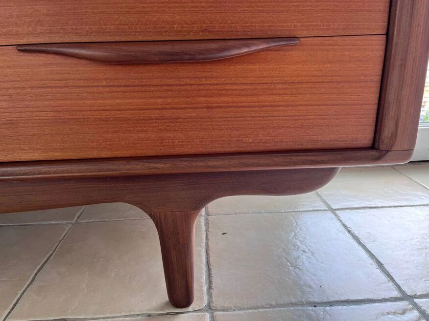 Teak Dressing Room 15 Teak Dressing Room - Image 15