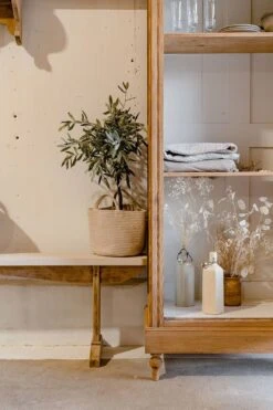 Linen Shelf/ Oak Display Case 26 Linen Shelf/ Oak Display Case -Bookcases Sales 91ed8af1 4cc3 41af bc29 9203a8c47fa7