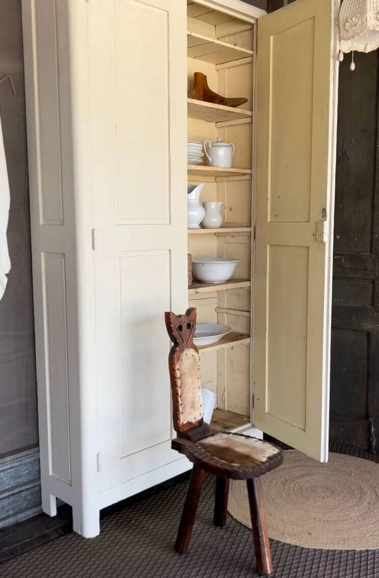 Old Shallow Cabinet 2 Old Shallow Cabinet - Image 2