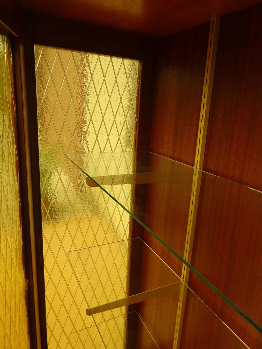 Shallow Louis XV Style Display Case, French Manufacture 1970s 6 Shallow Louis XV Style Display Case, French Manufacture 1970s - Image 6