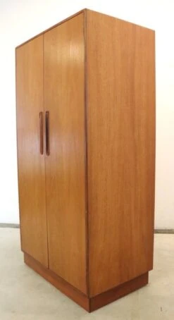 G-Plan Kledingkast 'Ludlow' -Bookcases Sales 98278472 15f4 47f2 b0a6 8997e65e78d3