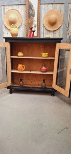 Old Display Cabinet On Legs -Bookcases Sales 982bebd7 9d8c 44b0 a3cf f5b0430c51a5