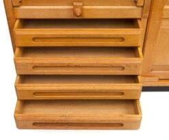 Guillerme And Chambron Wardrobe -Bookcases Sales 9908ab38 d133 4b4e bda1 982d8dc8b926