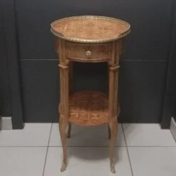 Pedestal Table Or Living Room Table In Louis XV Style Marquetry -Bookcases Sales 9f853e1d 874f 451d 8173 f26e0558124a