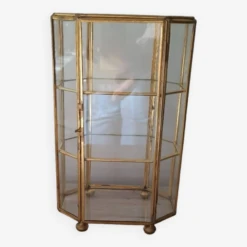 Glass And Brass Display Case -Bookcases Sales a0166f7a 33b9 4f50 9950 924ec94162d7
