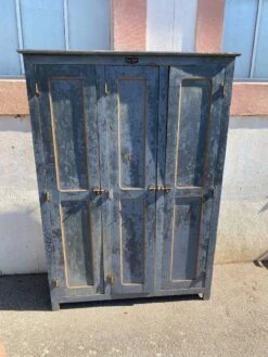 3-door Wooden Locker Room 15 3-door Wooden Locker Room -Bookcases Sales a1cf2d2c b52e 4c59 a99d 966447404c8e