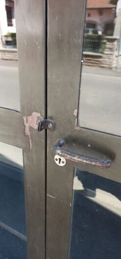 Old Green Glazed Metal Cabinet -Bookcases Sales a1f64b45 1096 458d 8350 0b0ffab936c8