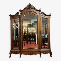 Louis XV Rocaille Style Library Cabinet In Walnut Circa 1850-1880 -Bookcases Sales a3e2634c 4218 4f46 bf1c a3225a2b196a