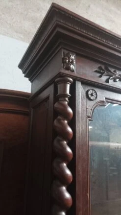 Large Louis XIII Bookcase In Solid Oak 30 Large Louis XIII Bookcase In Solid Oak -Bookcases Sales a665616d 7ae2 45ca 99dc 88621732c9e0