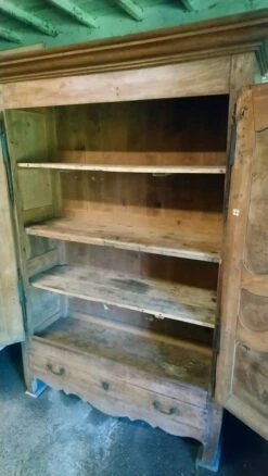 Old Bressane Wardrobe In Walnut And Beech -Bookcases Sales a7cb4908 6a96 4bb0 8225 782b145d3180