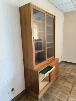 Hundevad Scandinavian Display Bookcase -Bookcases Sales a7e6fc1d c9bb 471b a735 1d4ac300079e